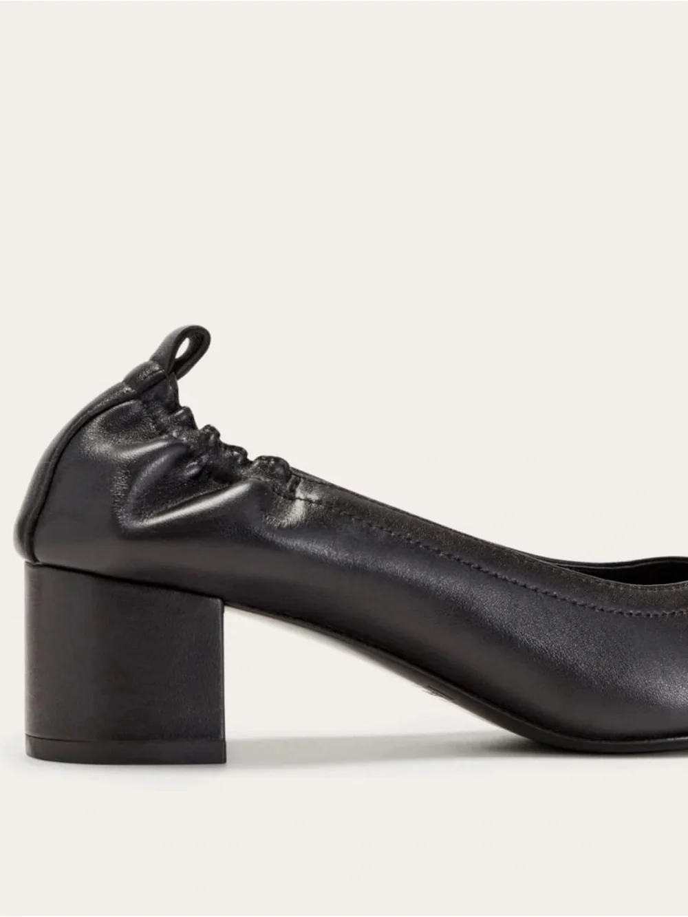 Everlane The Day Heel Black Leather Shoes Size 7.5 Minimal Classic NWOB Chic - Picture 5 of 8